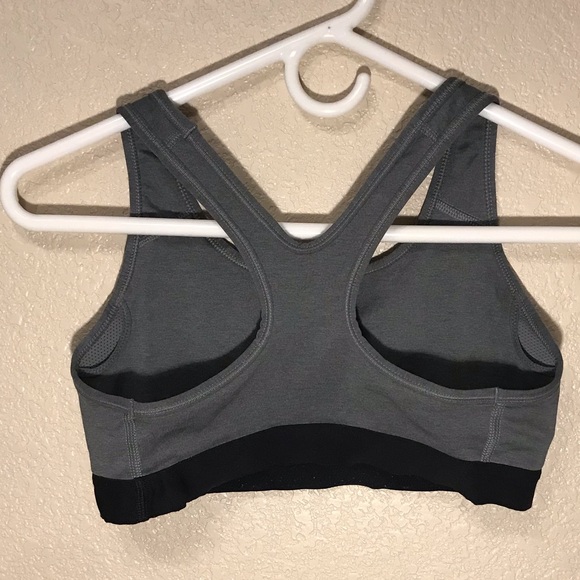 Nike Pro Sports Bra - Picture 2 of 6